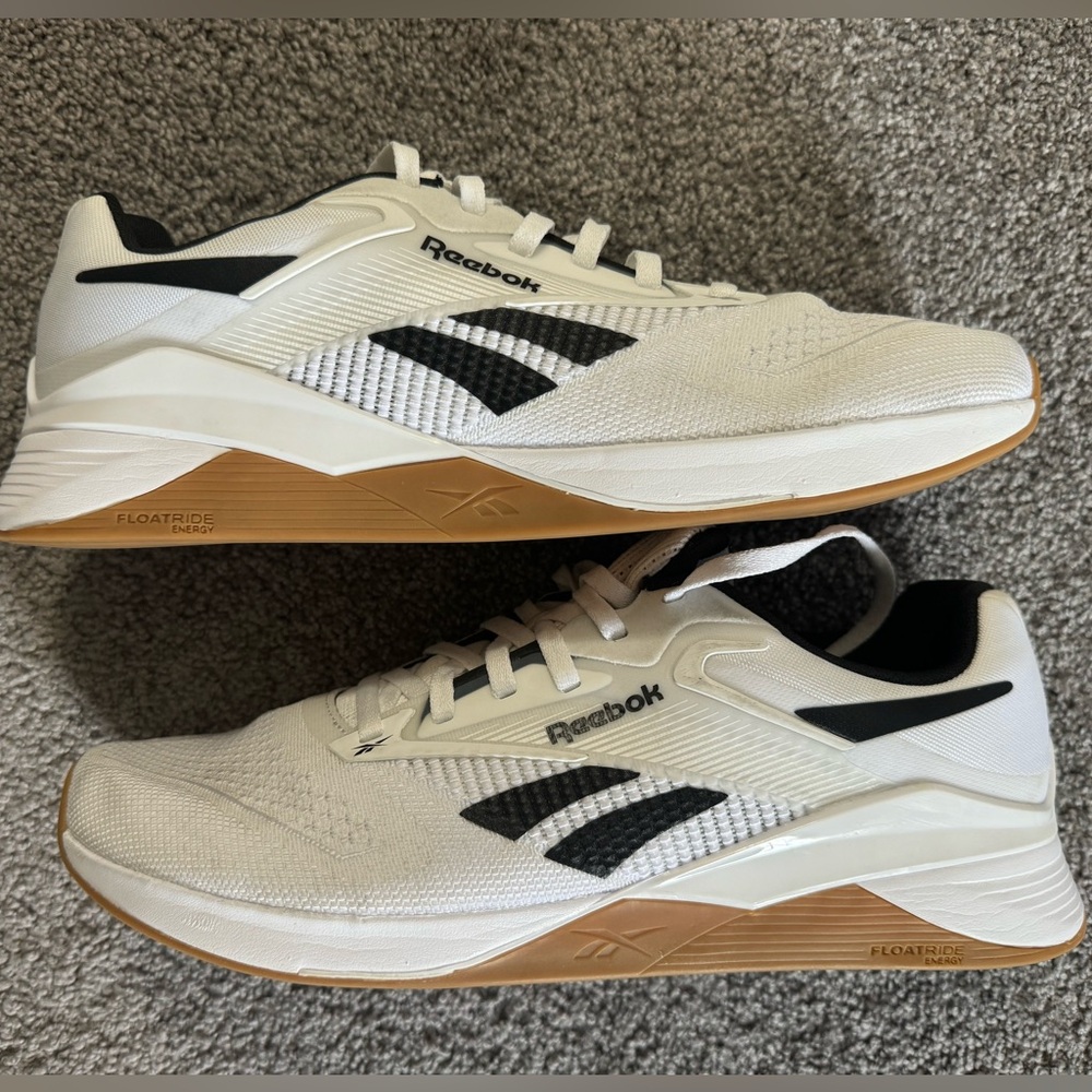 Reebok Floatrite - Mens Sneaker in EUC
